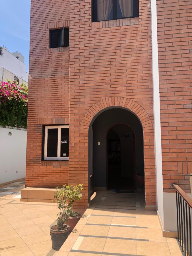 Qx Miraflores Hostel Lima Buitenkant foto