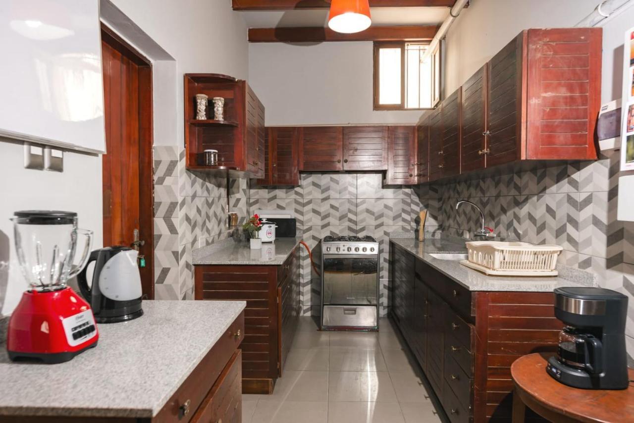Qx Miraflores Hostel Lima Buitenkant foto